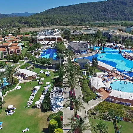 Tt Palace Hotel