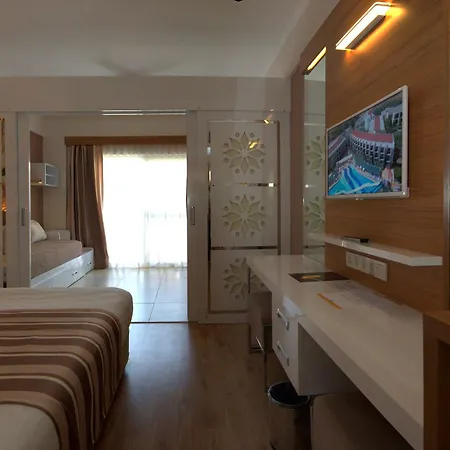 Tt Palace Hotel Sarigerme