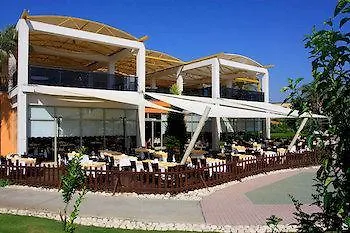 Hotel Tt Palace